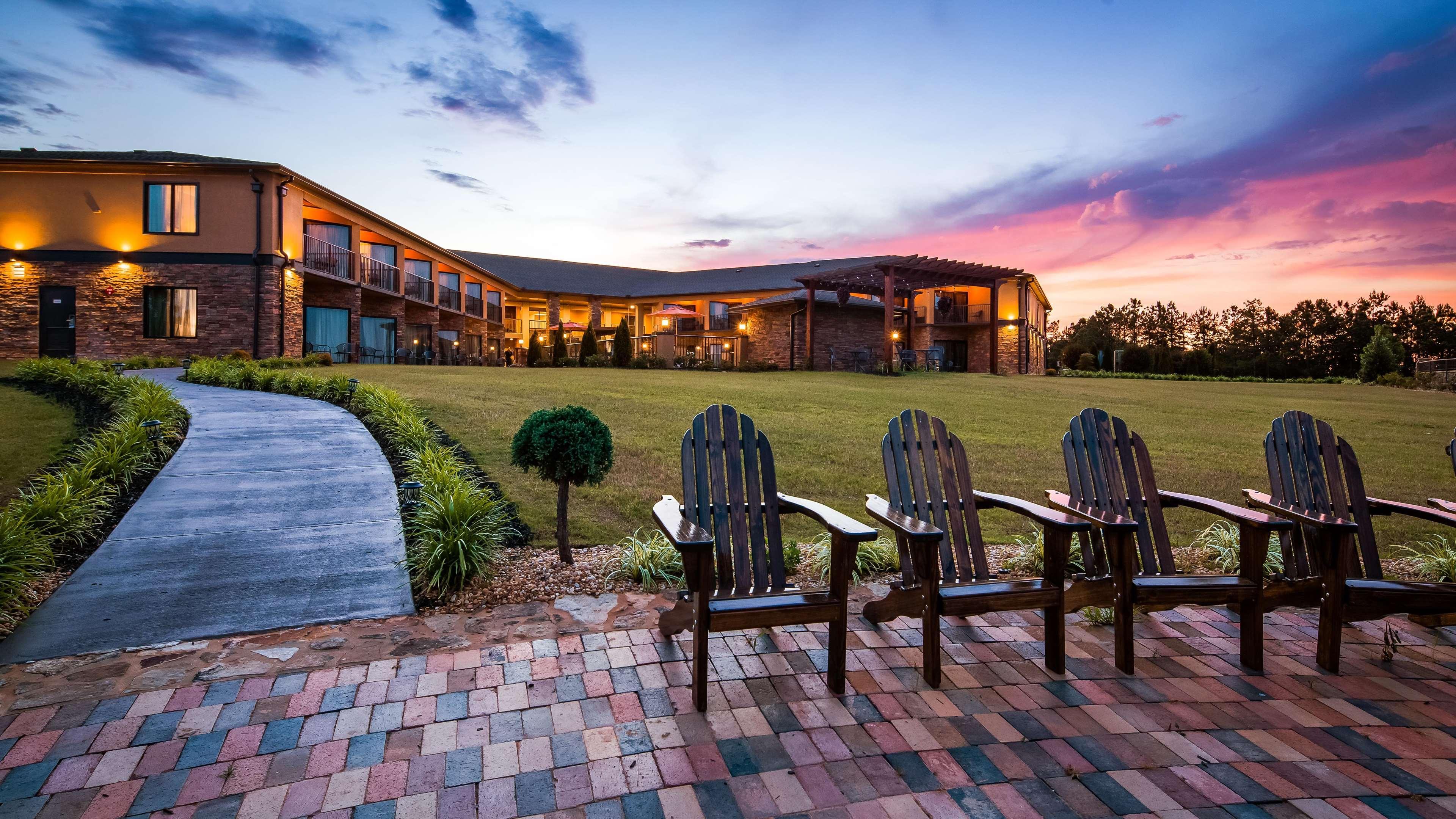 Best Western Warm Springs Hotel And Event Center Extérieur photo